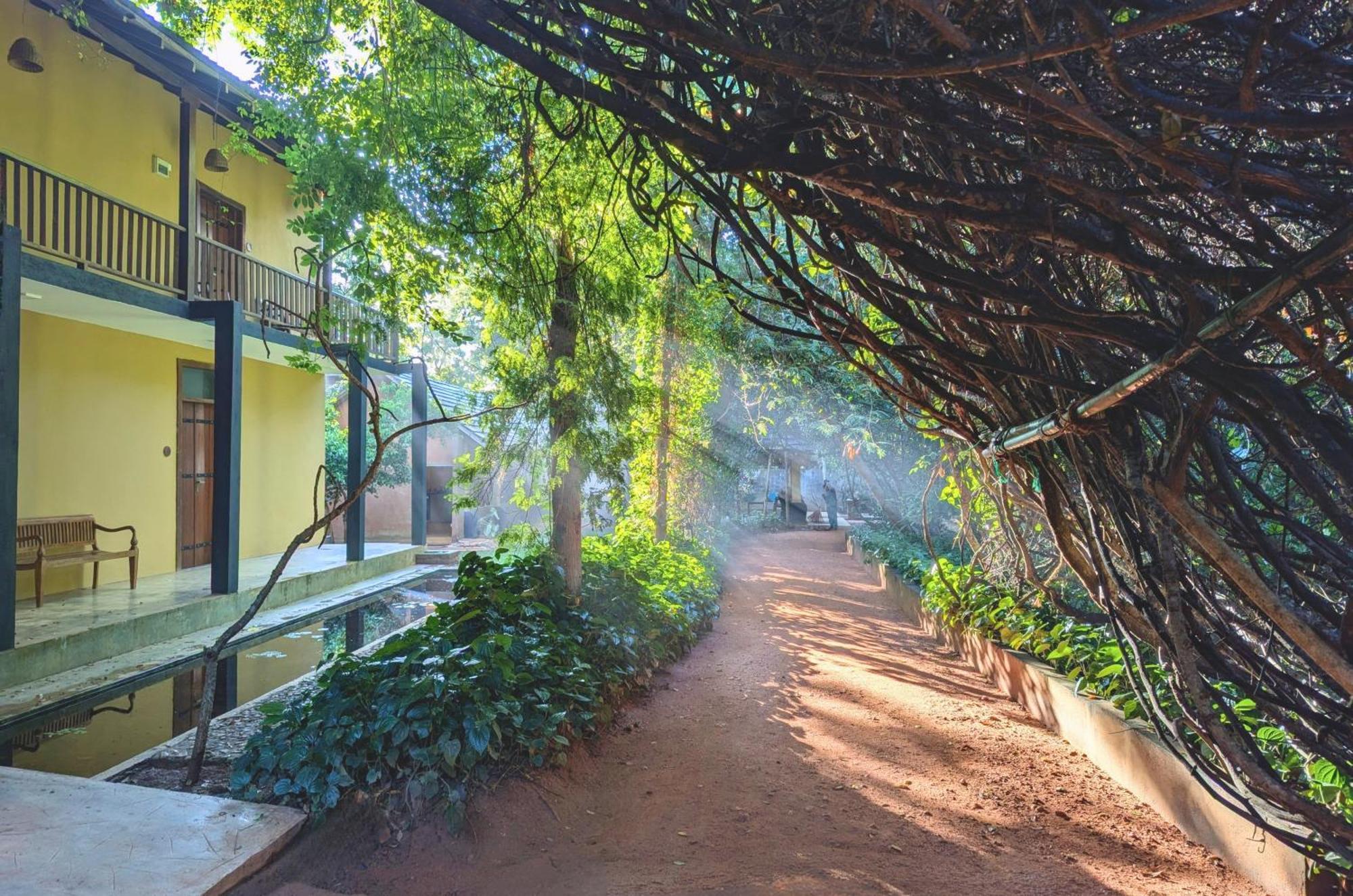 סיגירייה Pinthaliya Resort מראה חיצוני תמונה