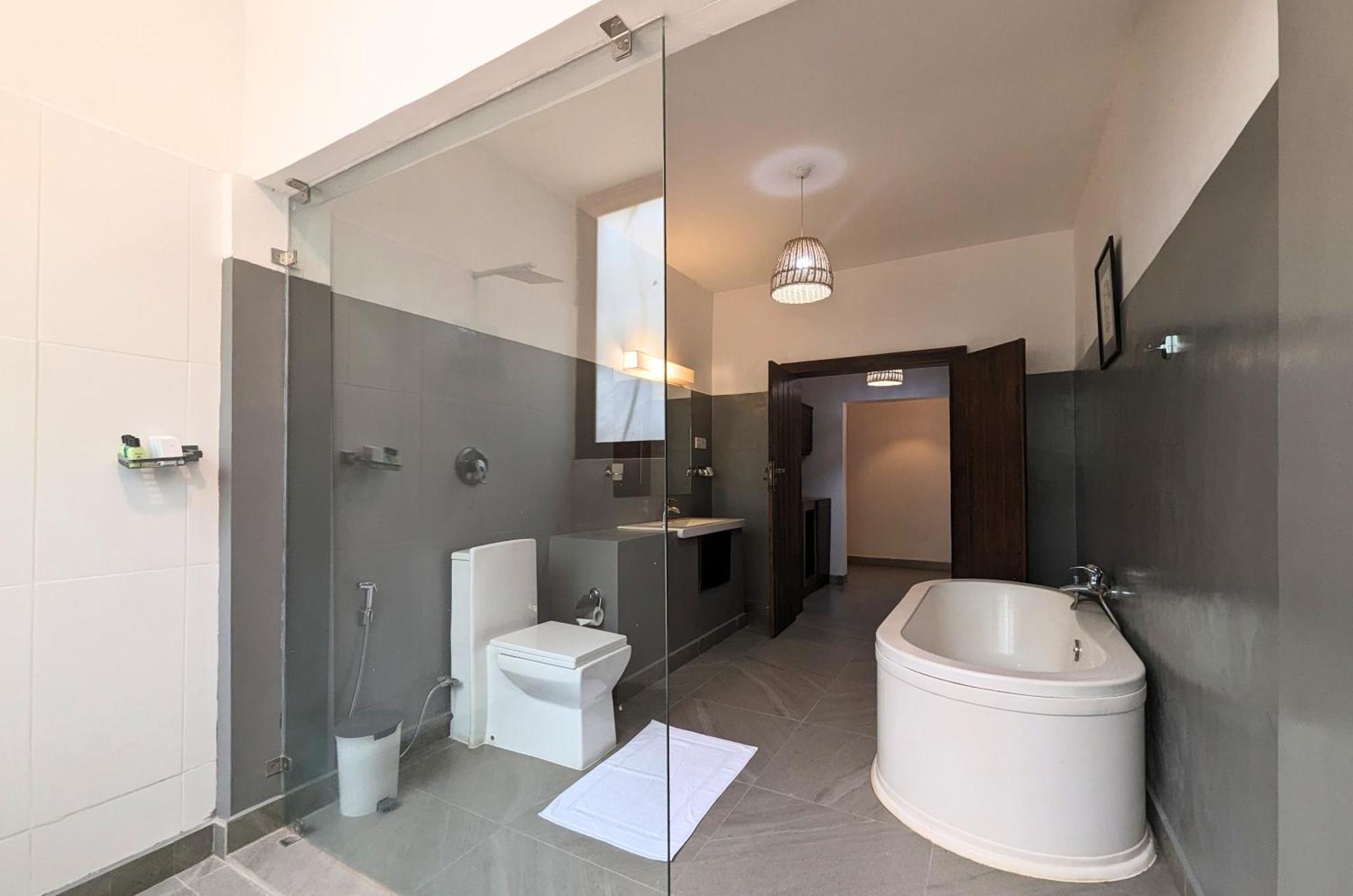 סיגירייה Pinthaliya Resort מראה חיצוני תמונה