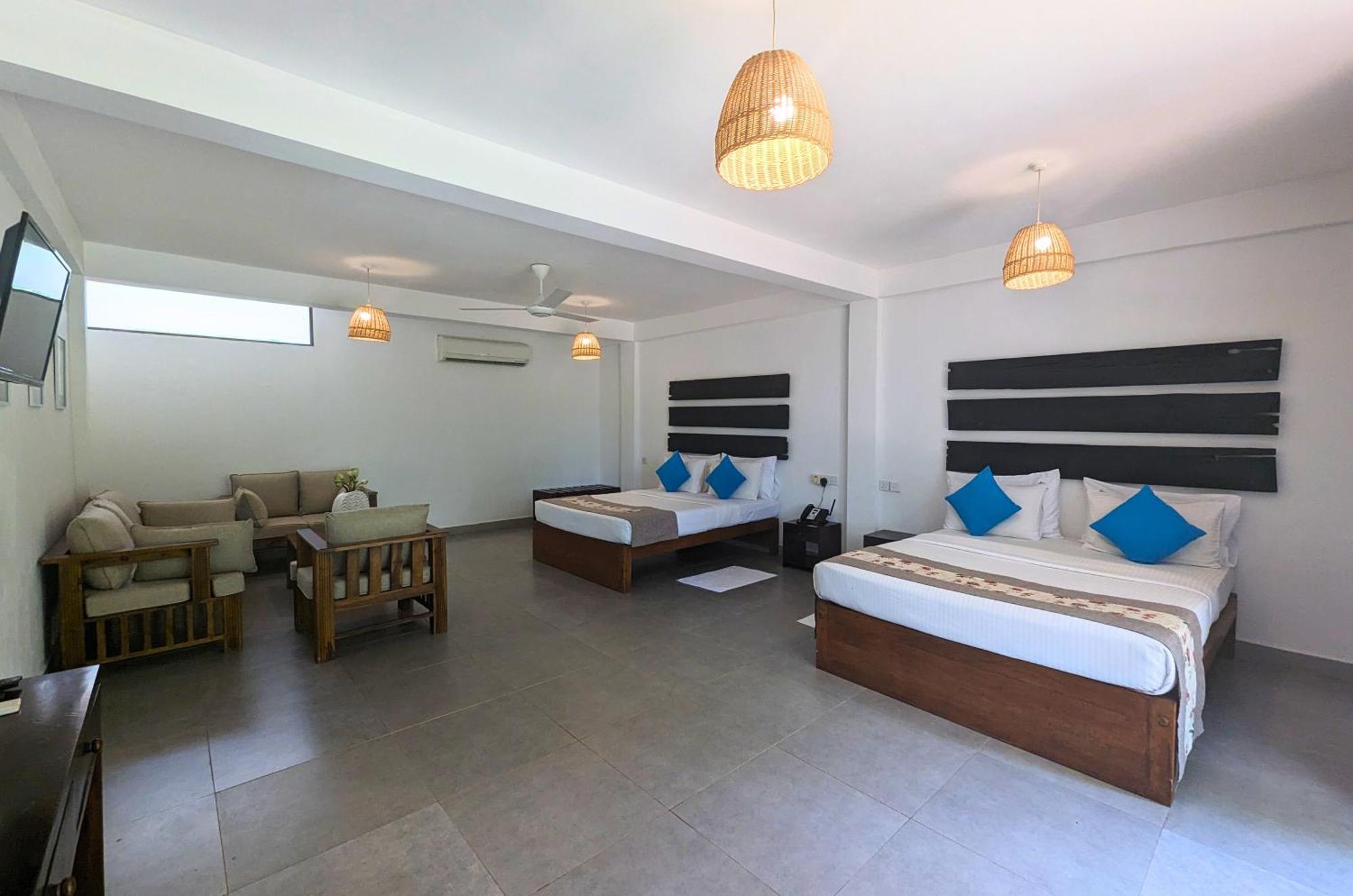 סיגירייה Pinthaliya Resort מראה חיצוני תמונה