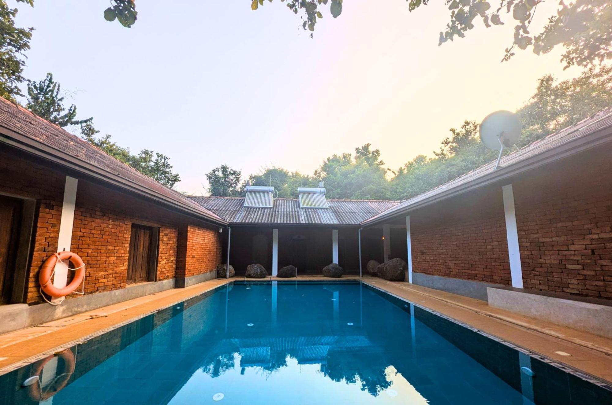 סיגירייה Pinthaliya Resort מראה חיצוני תמונה